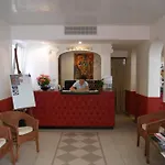 罗马别墅酒店 利尼亚诺萨比亚多罗