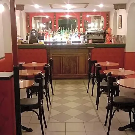Romana Hotell 3*