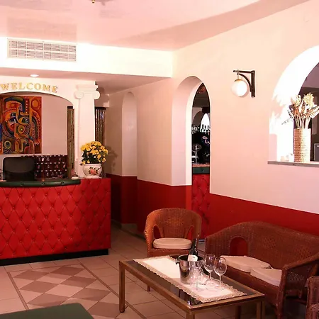 Hotel Romana 3*